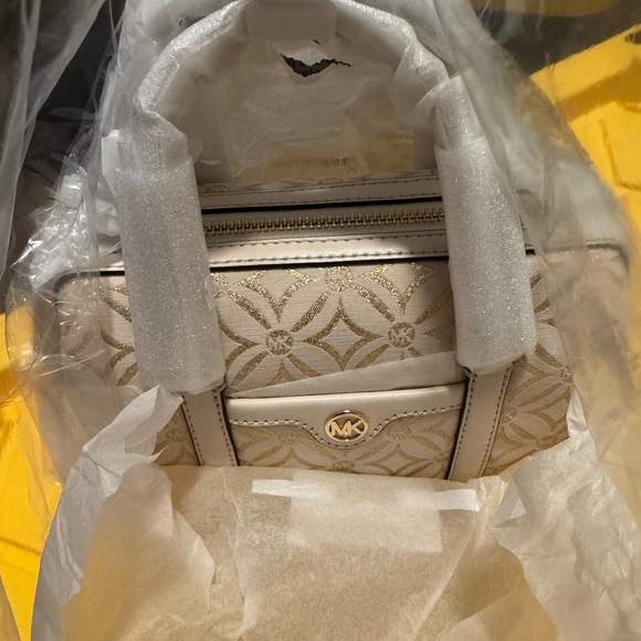 Michael Kors Travel Small Mini Duffle Crossbody Handbag Purse (Pale Gold Multi) - Picture 2 of 6